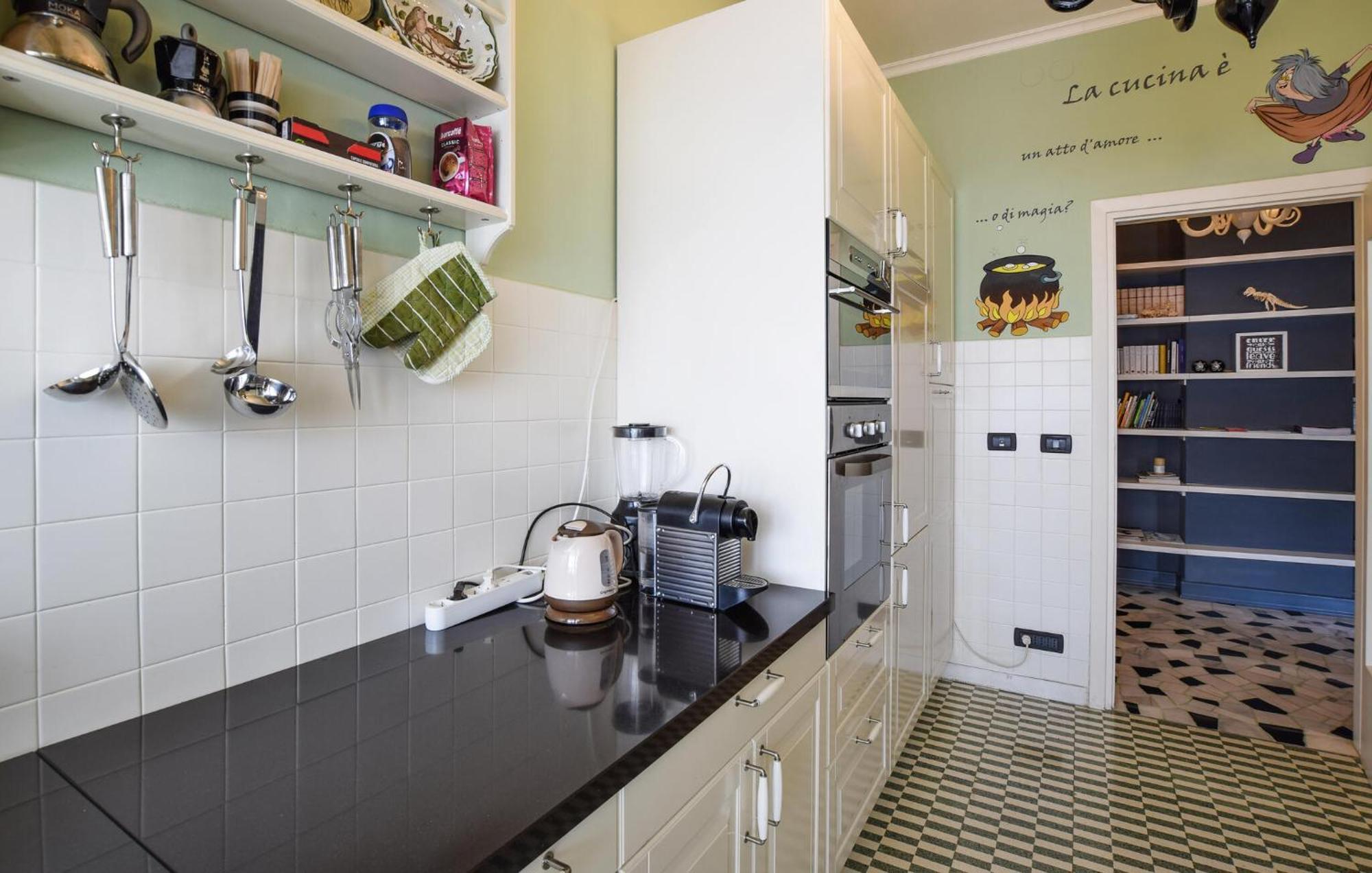 2 Bedroom Cozy In Apartment *